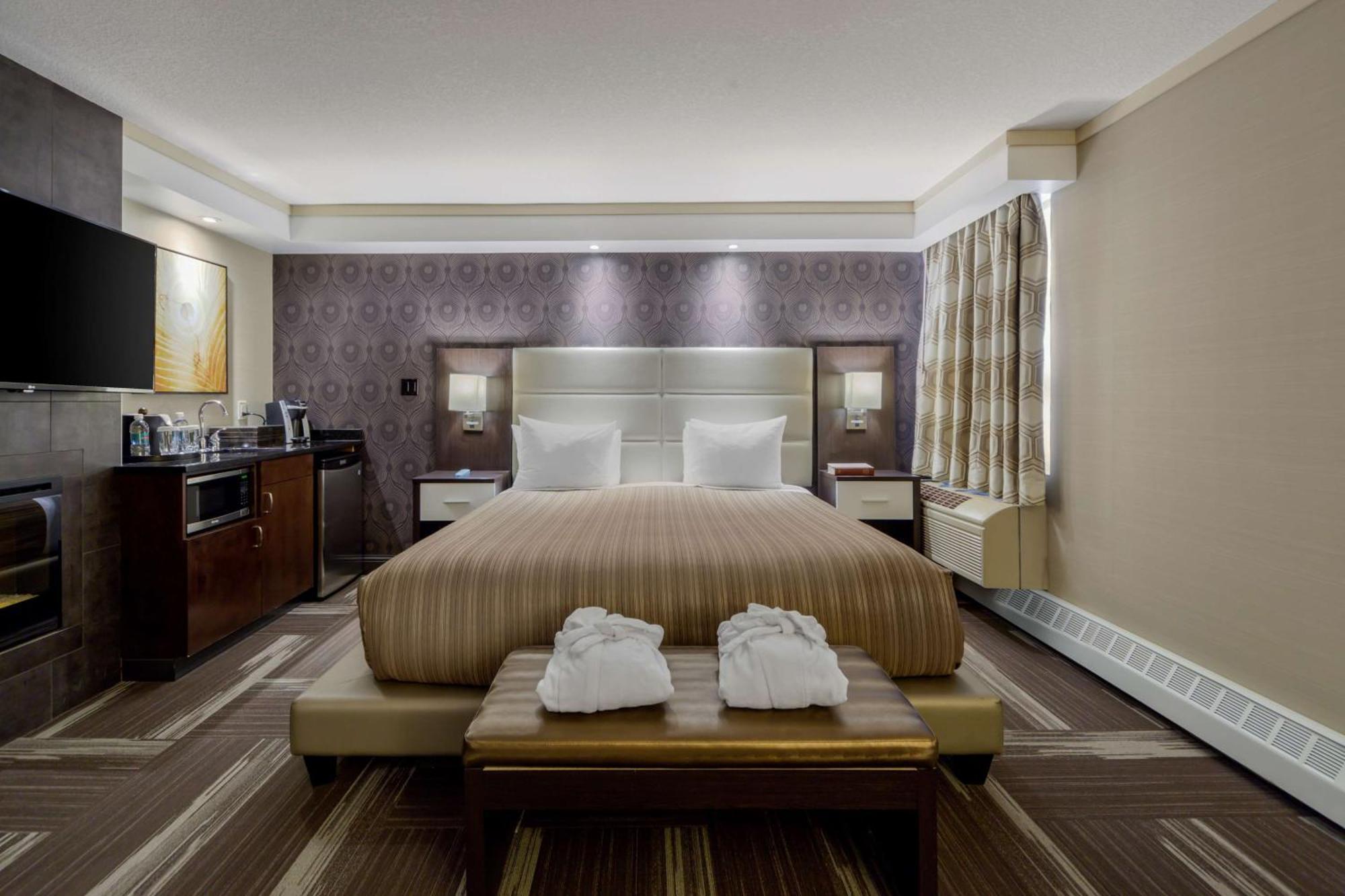 Best Western Premier Denham Inn & Suites Leduc Ngoại thất bức ảnh