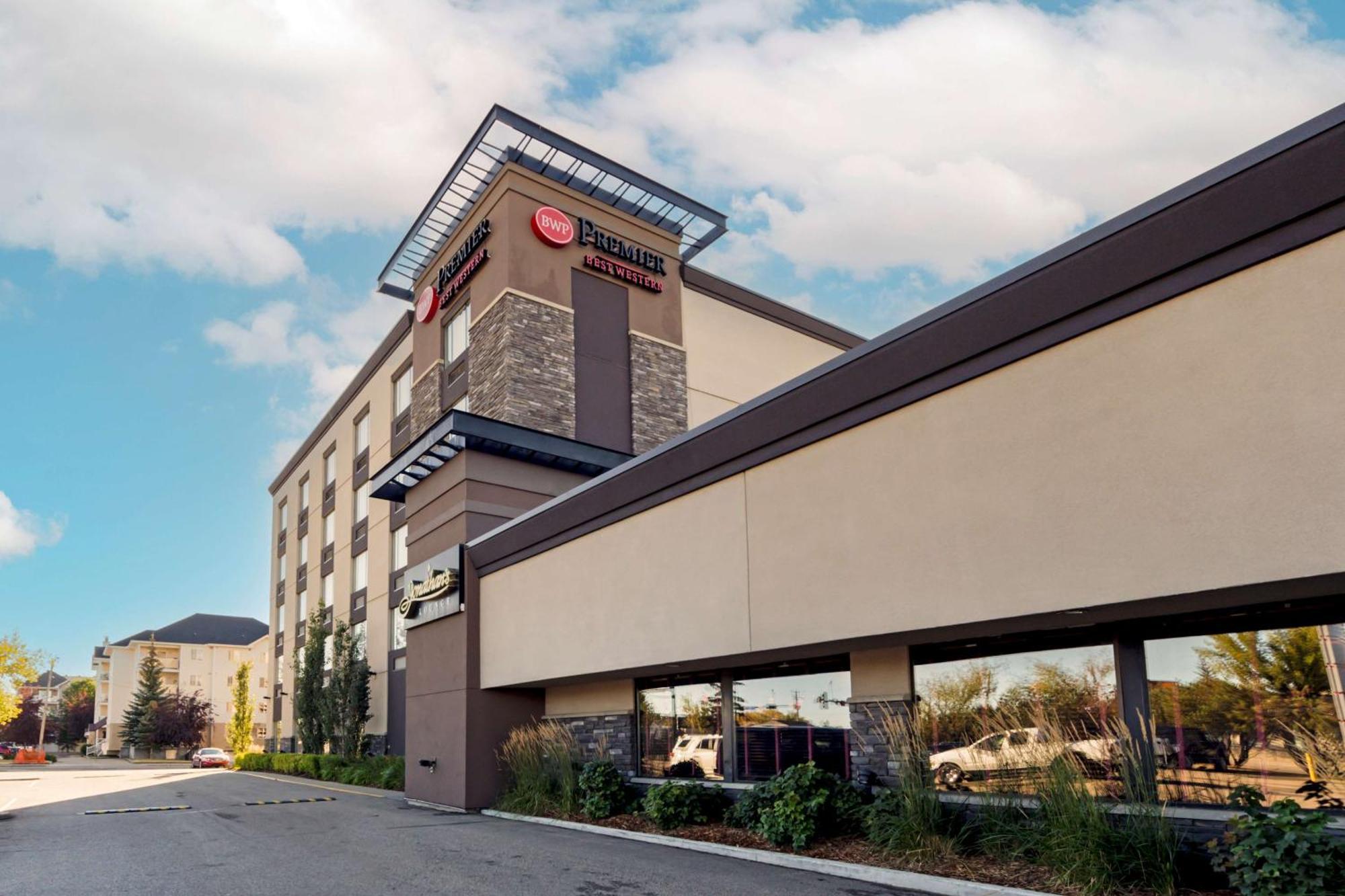 Best Western Premier Denham Inn & Suites Leduc Ngoại thất bức ảnh