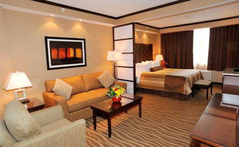 Best Western Premier Denham Inn & Suites Leduc Ngoại thất bức ảnh